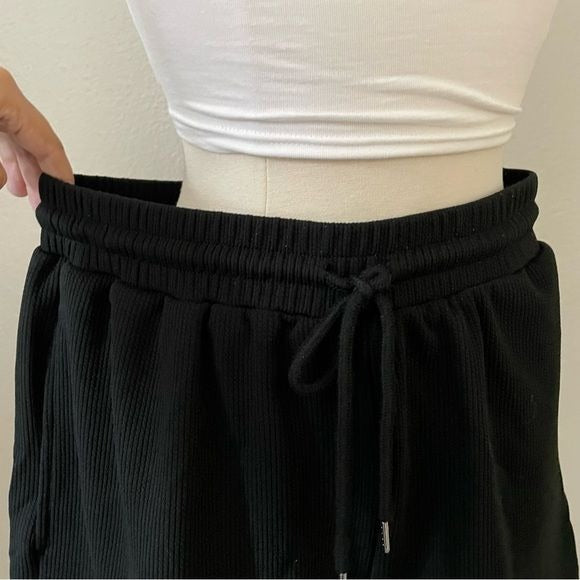 Black Lounge Knit Shorts (L)