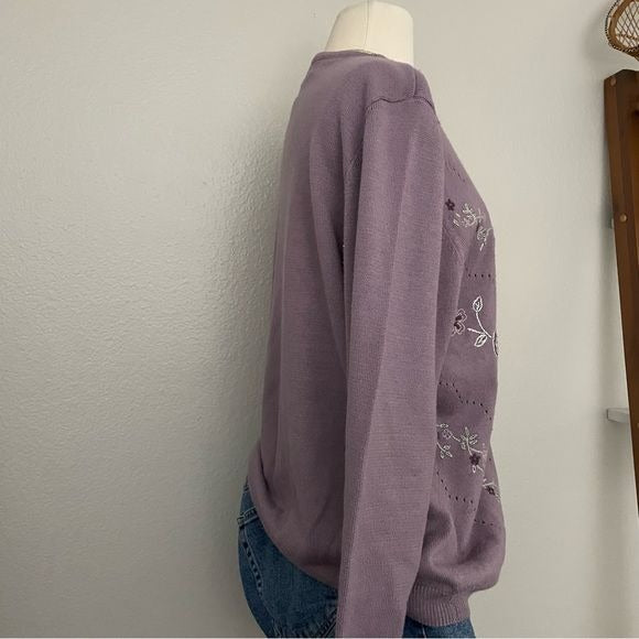 Floral Vintage Embroidered Purple Knit Sweater (L)