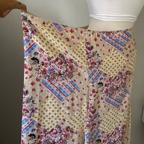 Midi Bohemian Floral Skirt (XL)