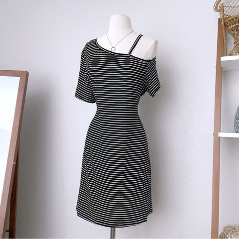 Black and White Striped Shirt Dress (1XL)