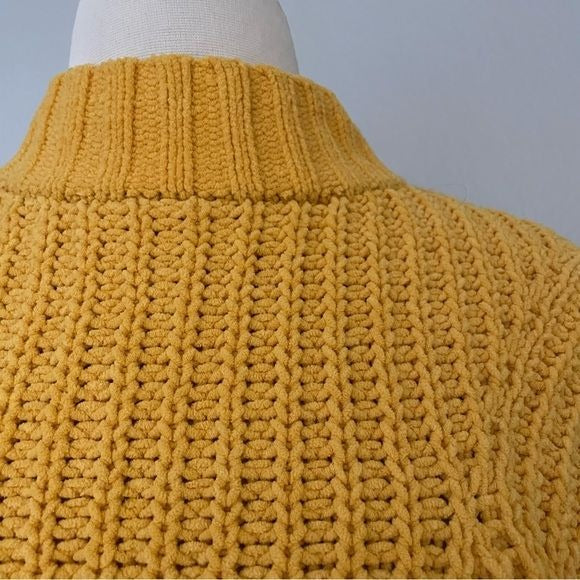 Golden Yellow Chunky Knit Crop Sweater (S)