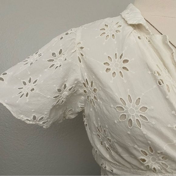 Ivory Floral Lace Tie Crop Top (S)
