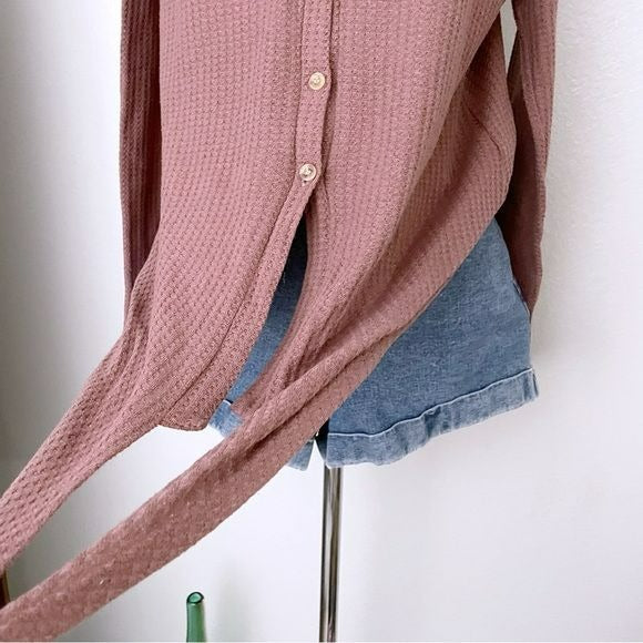 Waffle Knit Slouchy Tie Front Top (XL)