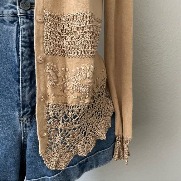 Vintage Lace Crochet Beige Cardigan (M)