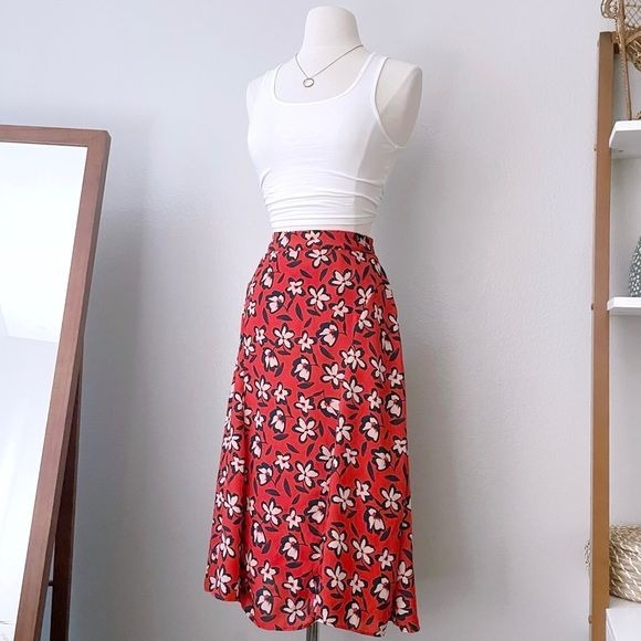 Red Floral A Line Swing Skirt (2)