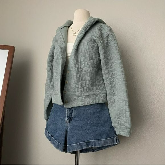 Quilted Style Light Blue Sweater (One Size)