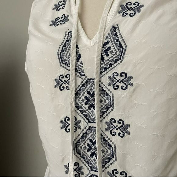 Peplum Embroidered White Lightweight Top (XXL)