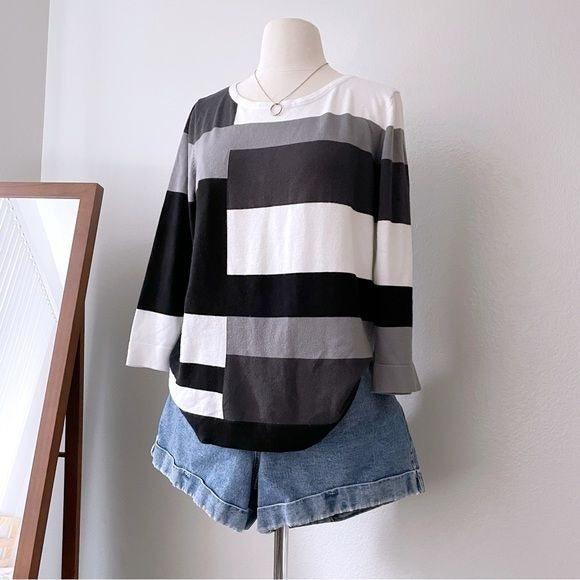 Colorblock Monochromatic Lightweight Pullover Sweater (XL)