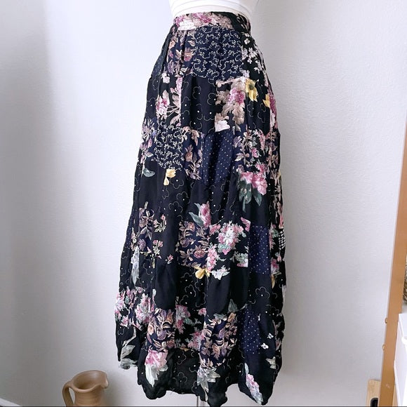 Vintage Patchwork Boho Maxi Skirt (One Size)