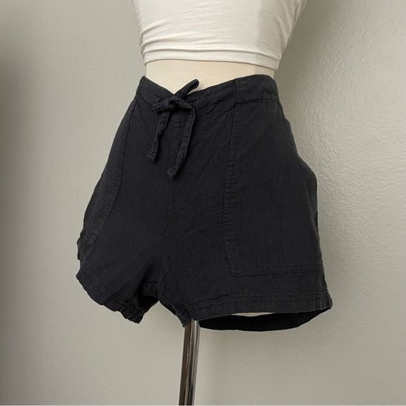 Charcoal Casual Mid Rise Shorts (L)