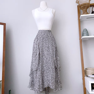 Midi Tiered Flowy Frilly Patterned Skirt (4)