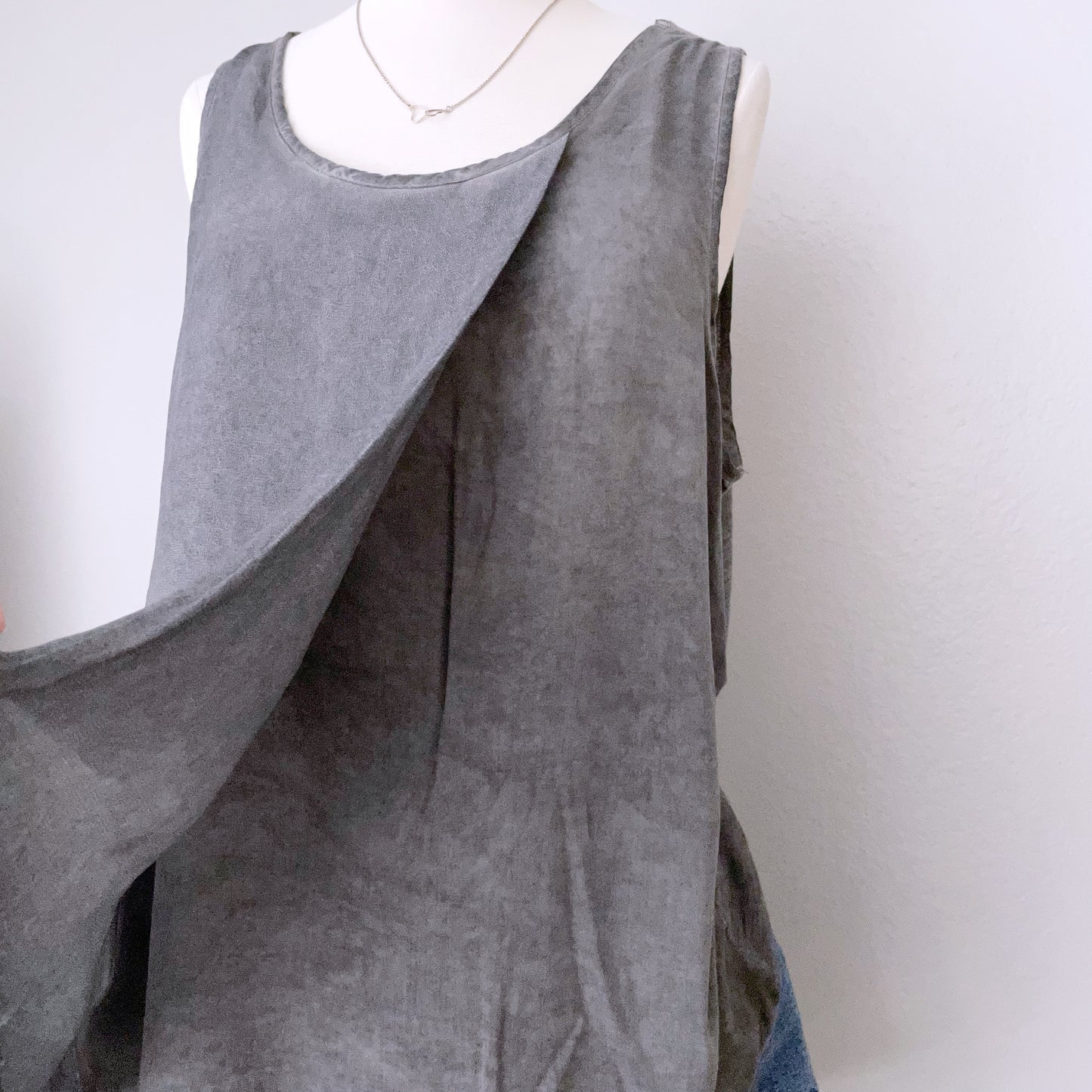 Dark Grey Tiered Relaxed Fit Tunic Top (XL)