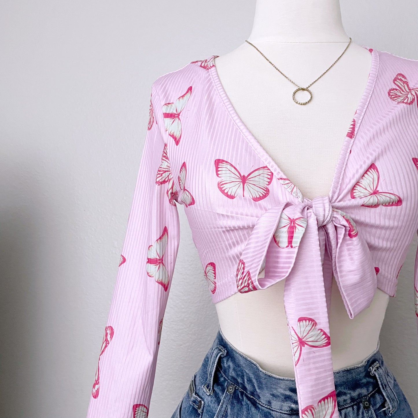 Butterfly Front Tie Long Sleeve Crop Top (M)