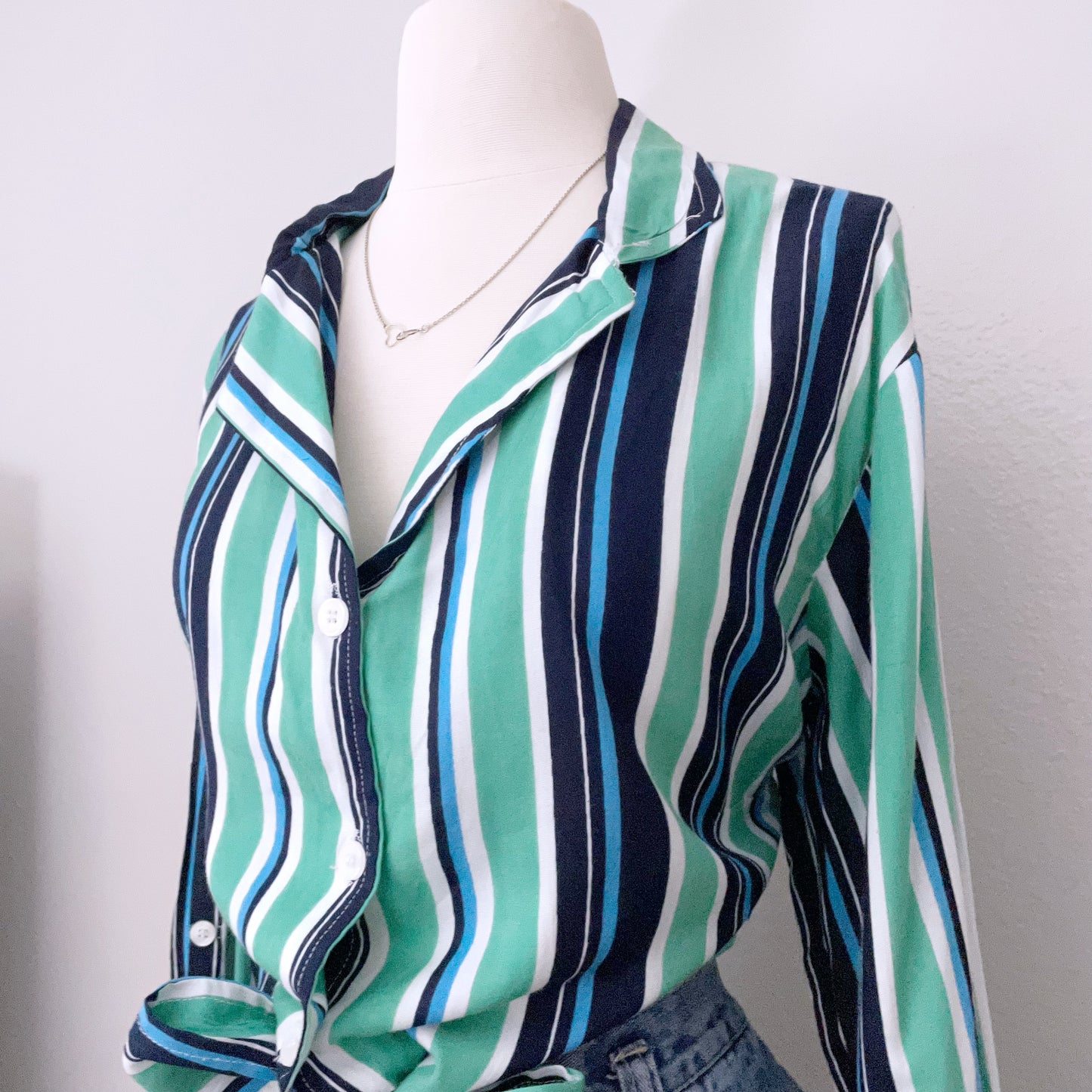 Long Sleeve Button Front Tie Up Striped Top (XL)