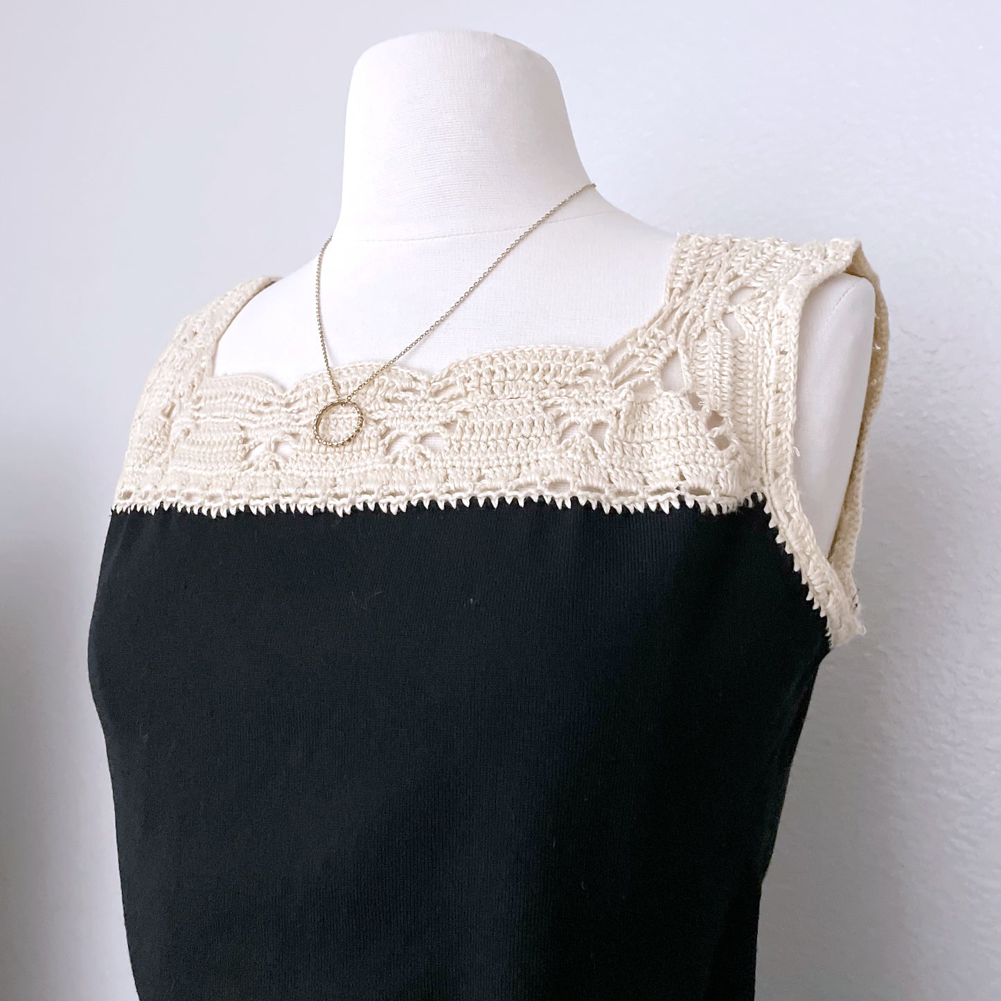 Crochet Black Knit Tank Top (M)
