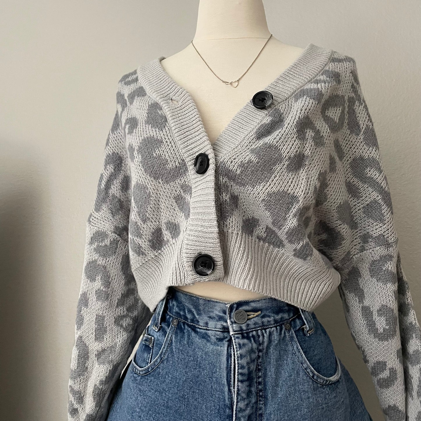 Leopard Cropped Button Front Cardigan (S)