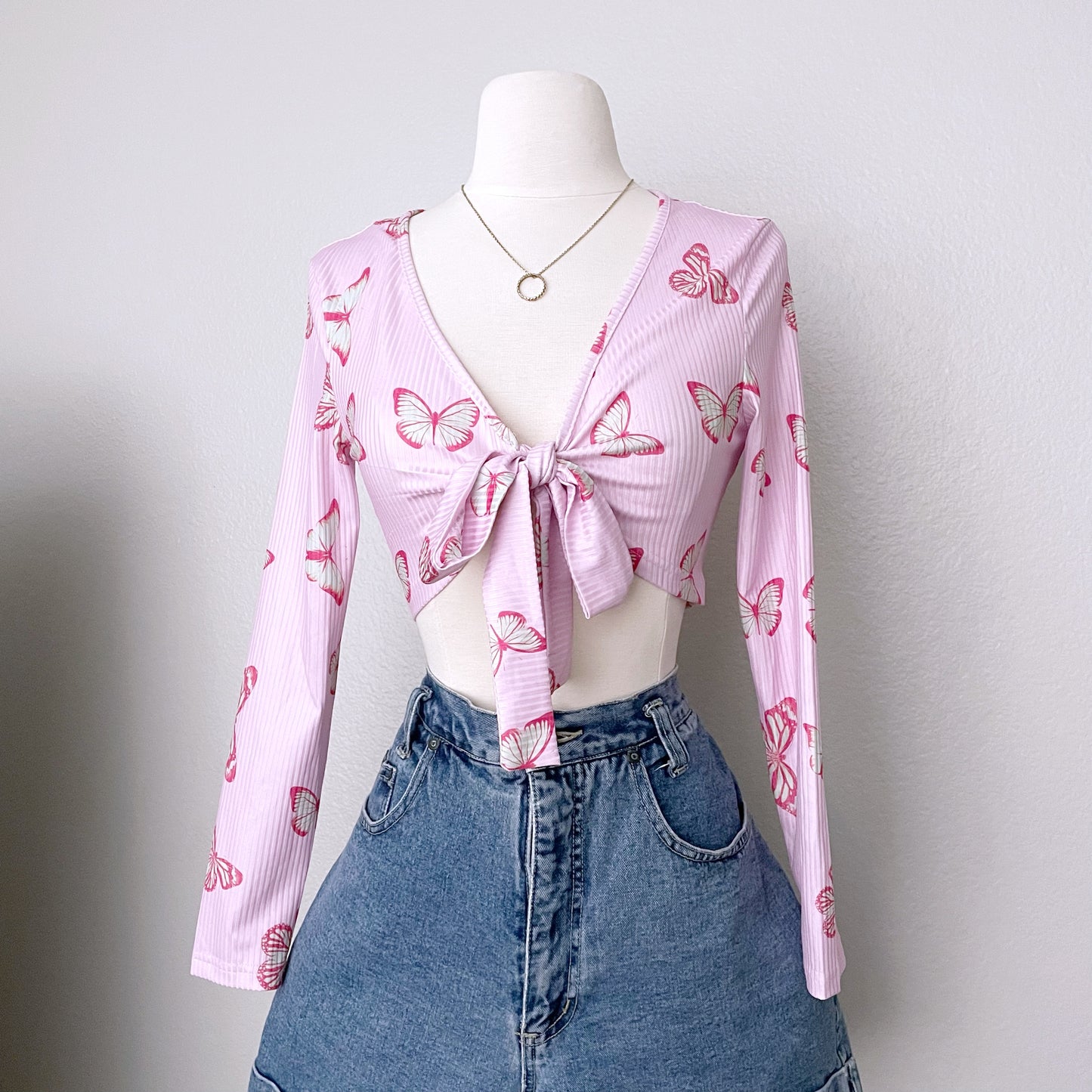 Butterfly Front Tie Long Sleeve Crop Top (M)