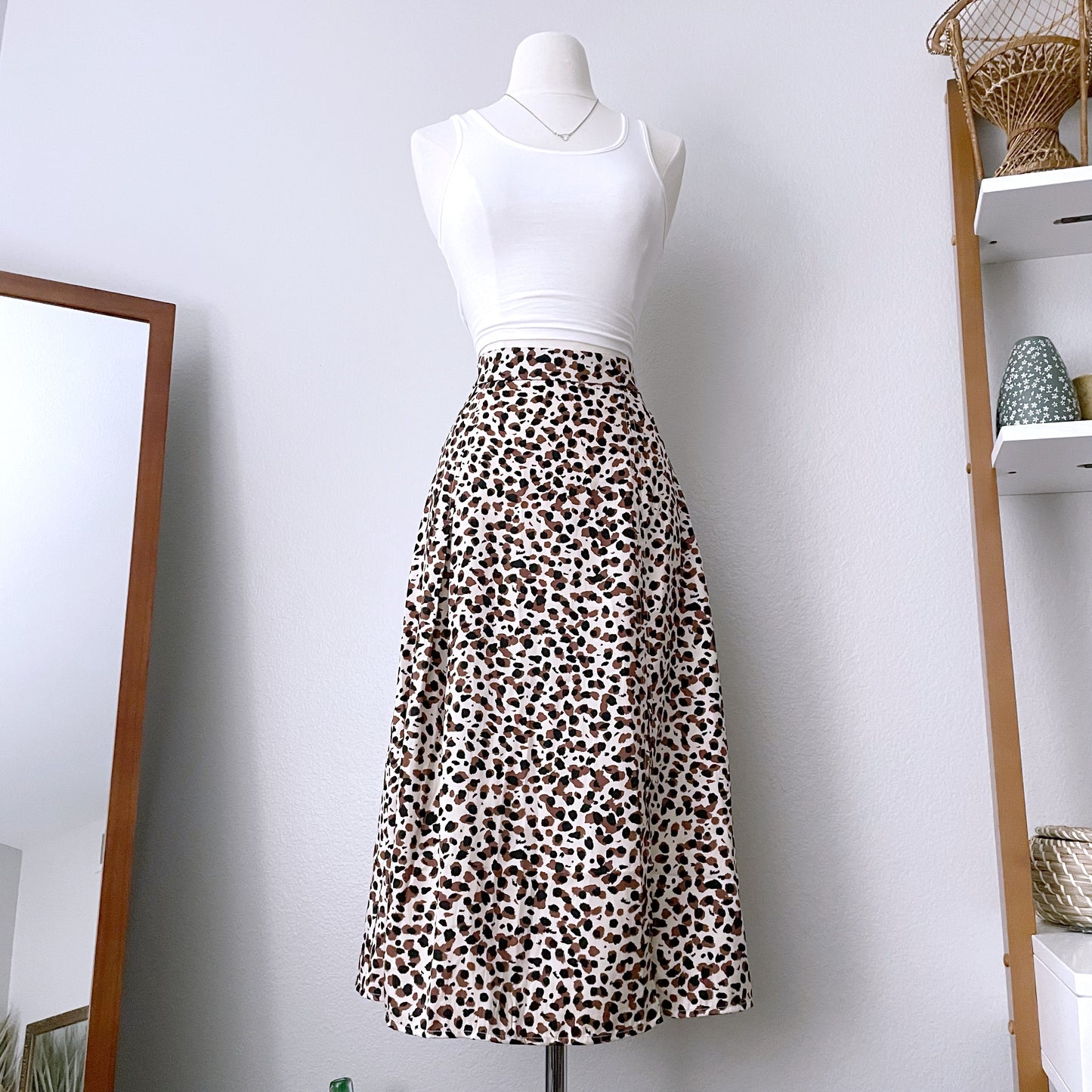 Cheetah Print Side Slit Flowy Midi Skirt (S)