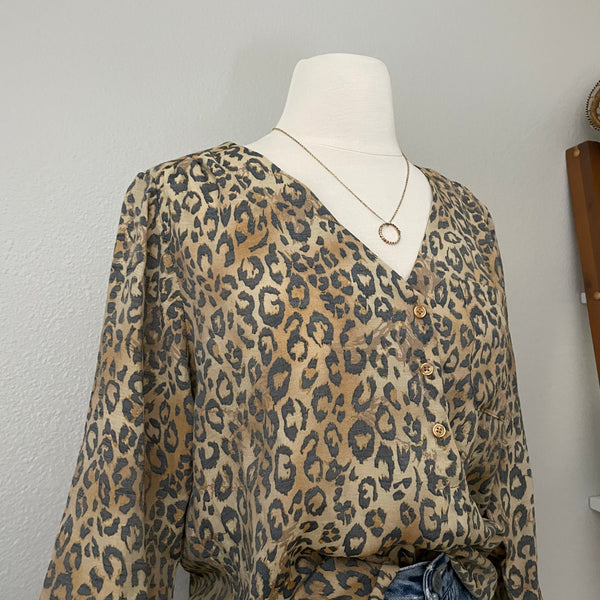 Leopard Print Pullover Top (M)