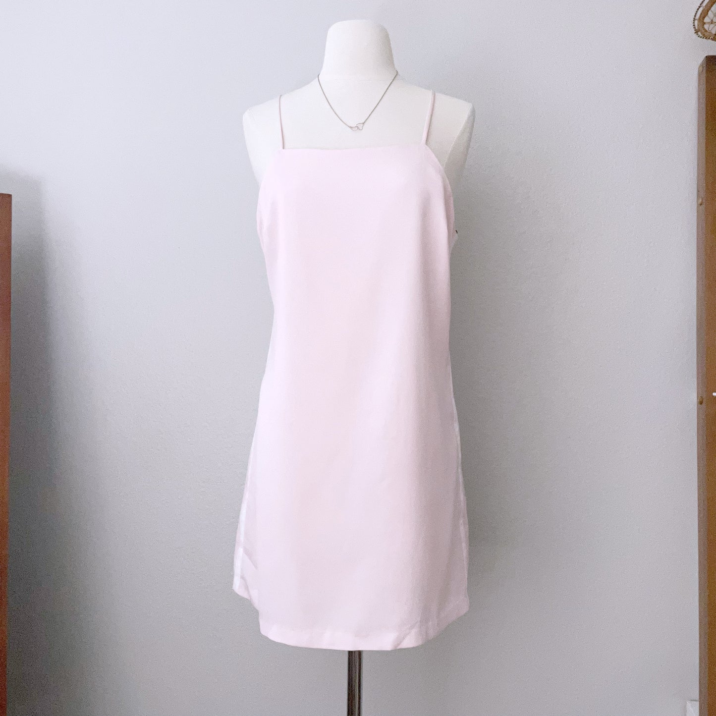 Square Neckline Pastel Pink Mini Dress (M)