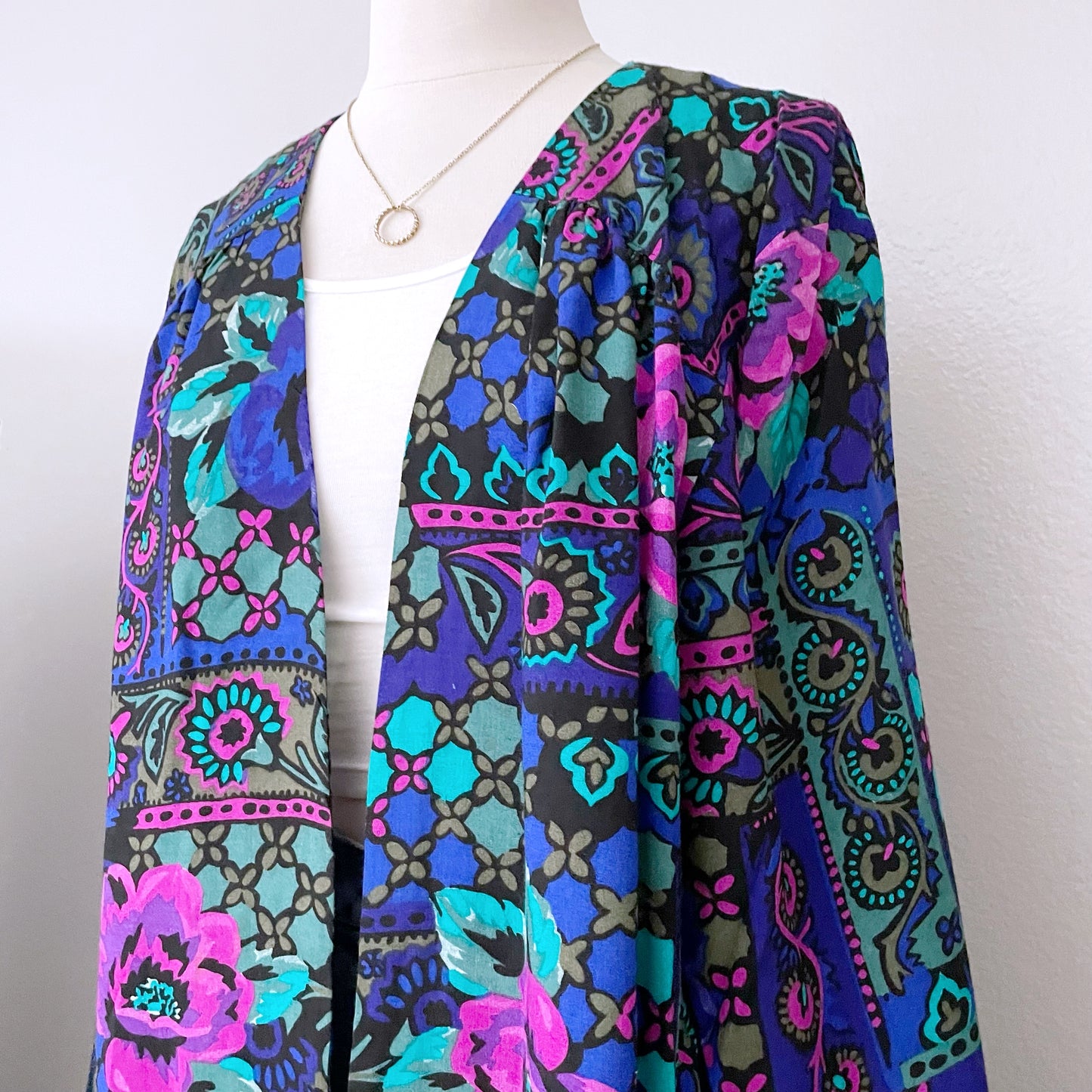 Vintage Open Front Floral Kimono Cardigan (M - XL)