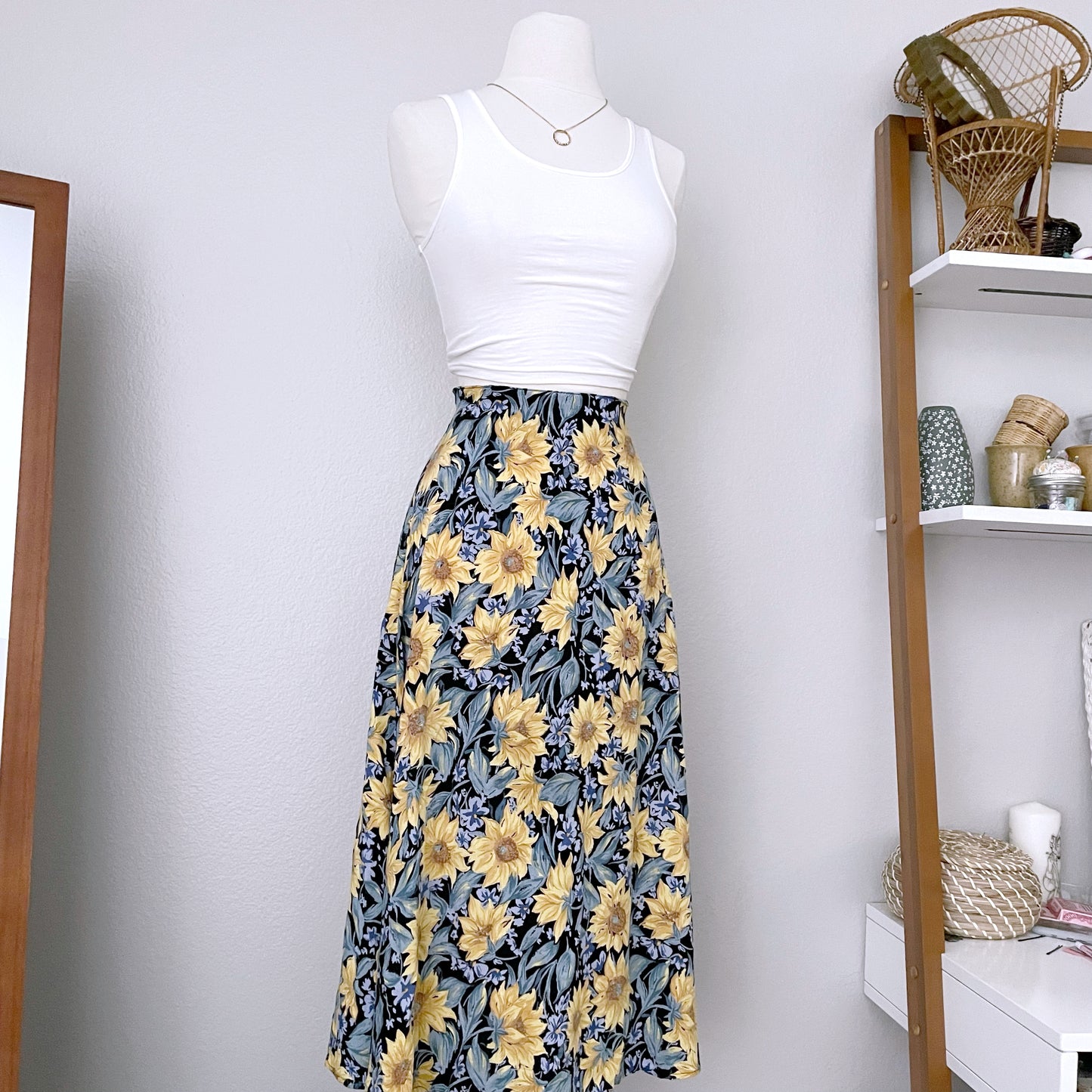 Vintage Sunflower Midi Skirt (S)