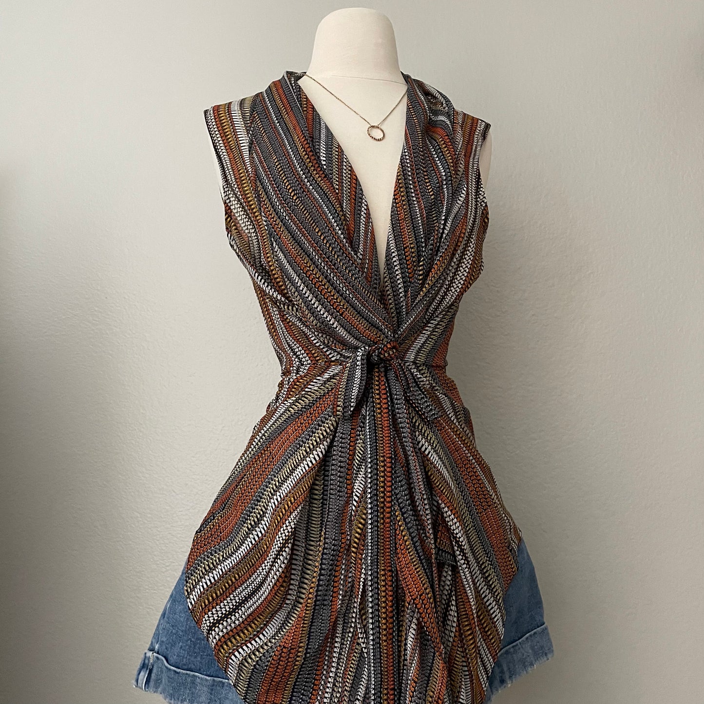 Patterned Waterfall Tie Up Cardigan Vest (L)