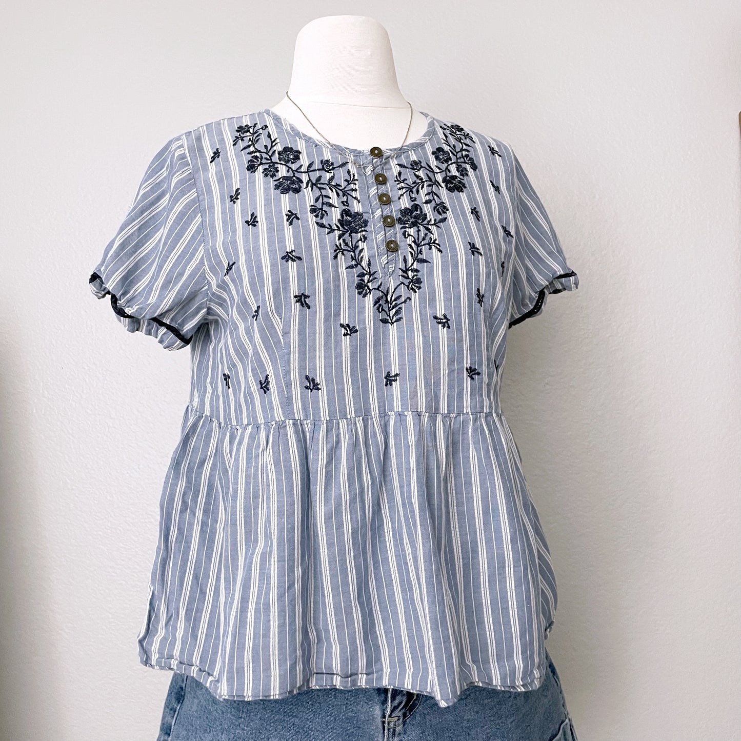Embroidered Blue Babydoll Boho Loose Top (M)