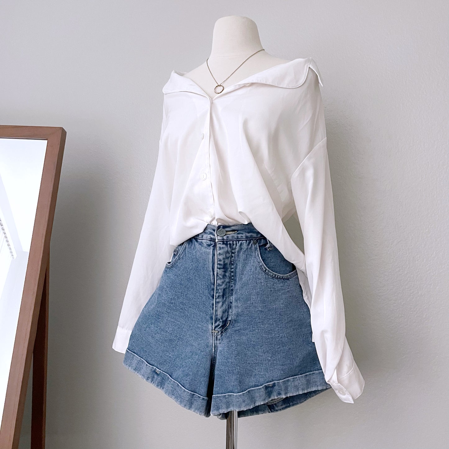 Flowy White Button Up Blouse (18W)